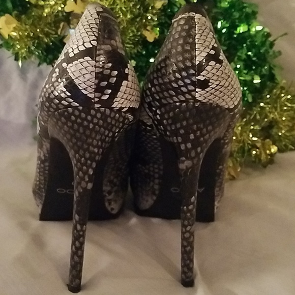 Aldo Snakeskin High Heels - Picture 8 of 8